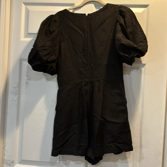 Express Black Linen Blend Puff Sleeve Romper S - Picture 9 of 10